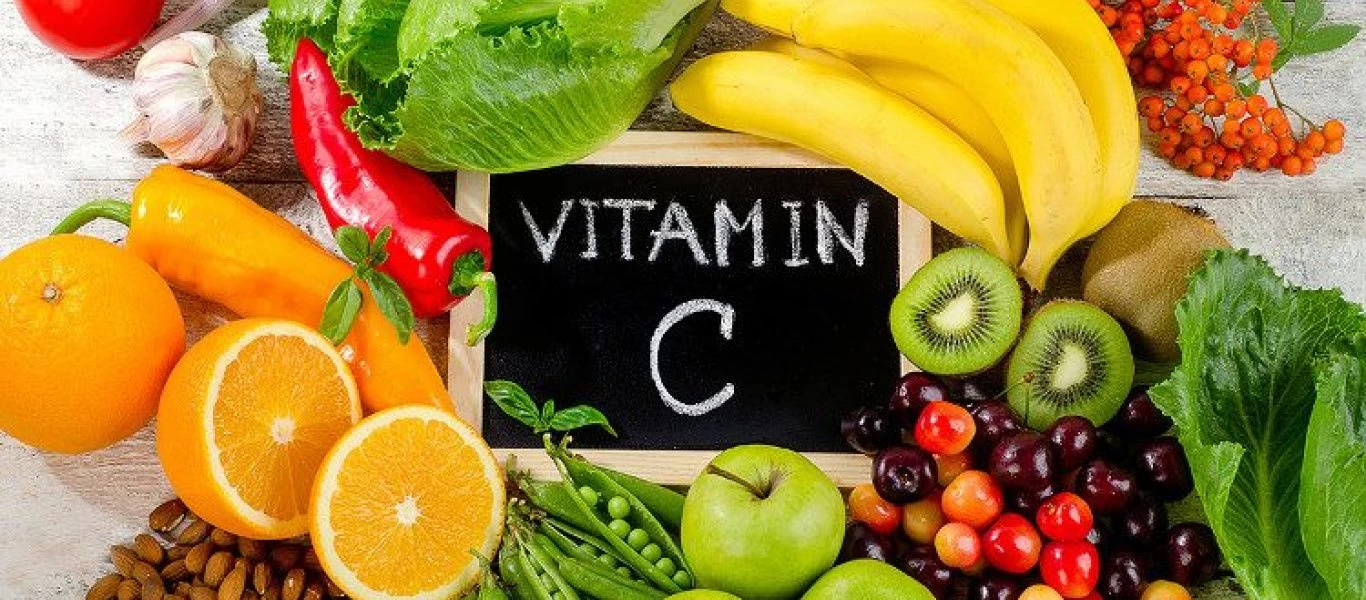 Βιταμίνη C: Το ελιξίριο της νιότης με τα «μαγικά» οφέλη